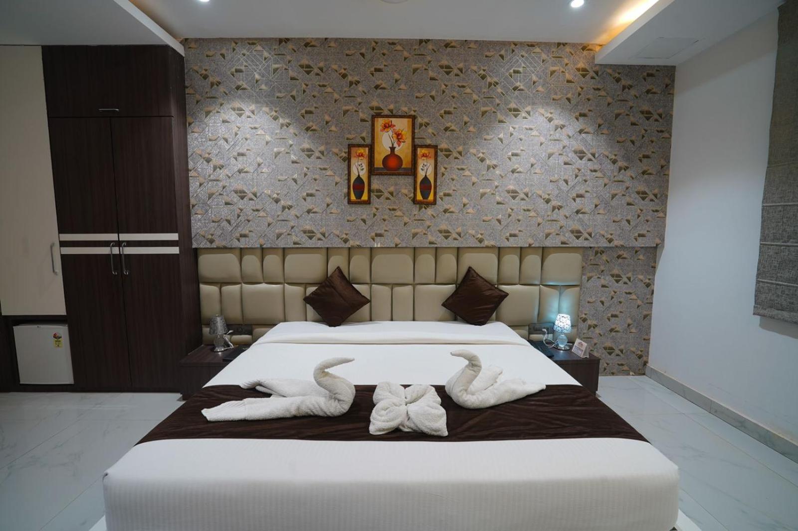 Hotel Royal Bliss à Patna  Extérieur photo